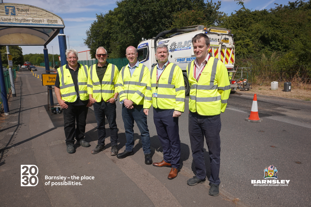 Road resurfacing team with the Leader and Deputy Leader.png Road resurfacing team with the Leader and Deputy Leader.png