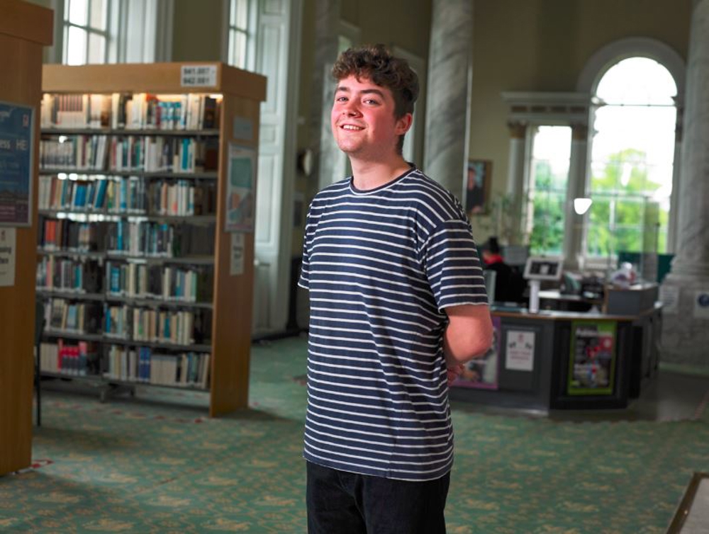 Bryn in a library