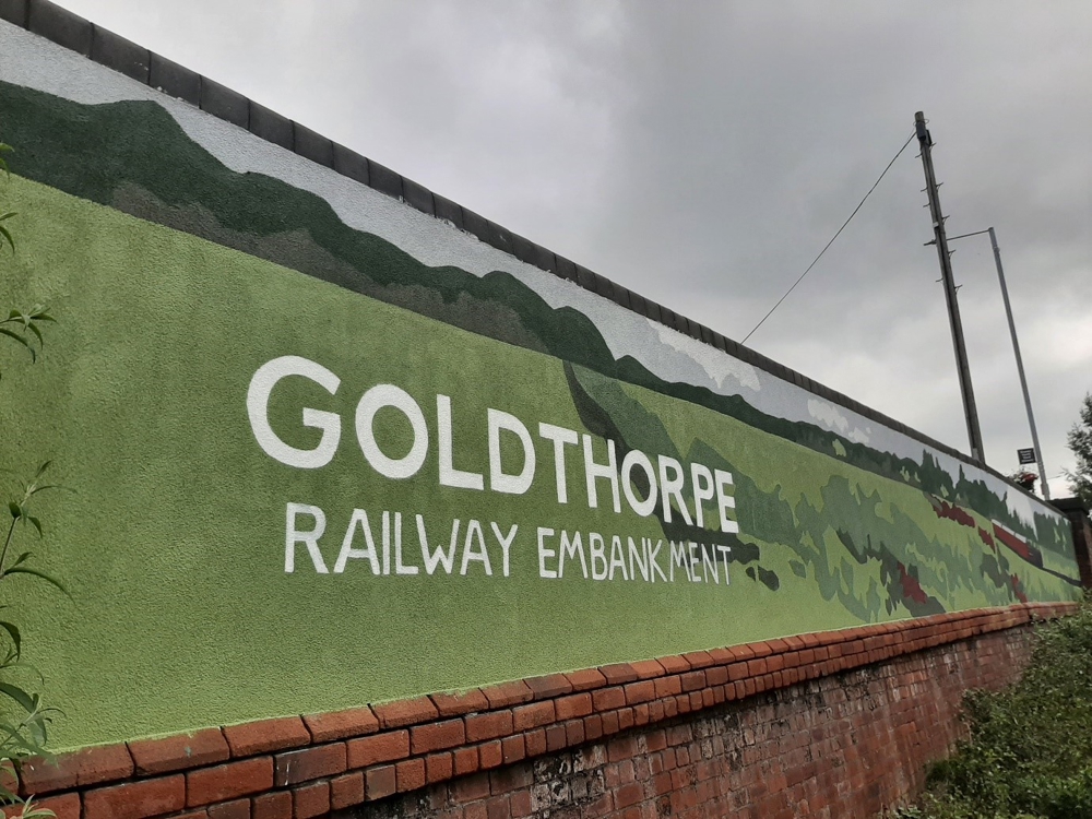The mural at the Embankment at Goldthorpe
