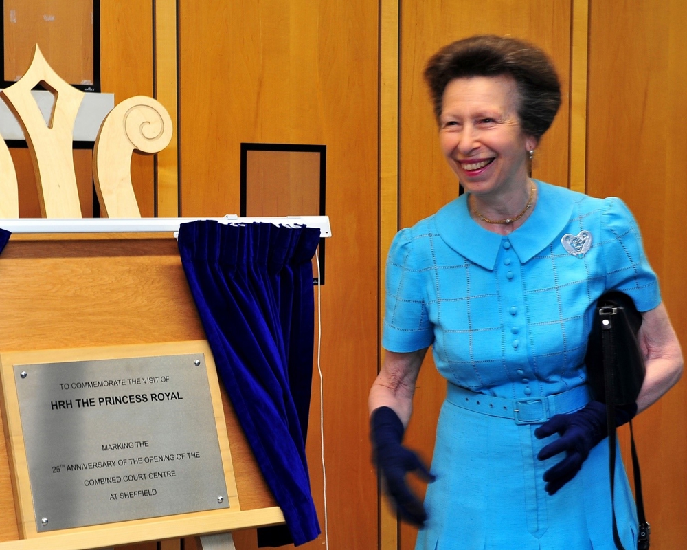 HRH The Princess Royal at Sheffield Combined Court Centre -  plaque unveil - 20 July 2021