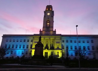 Barnsley Town Hall lit in colours of Ukrainian flag