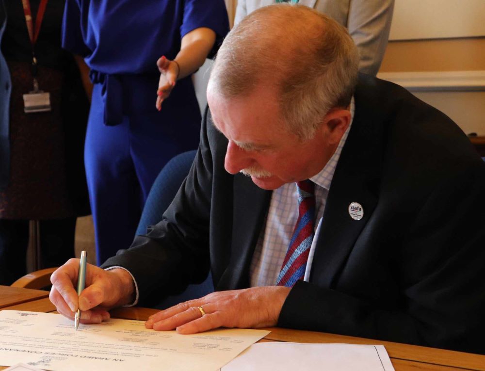 Armed forces covenant signing