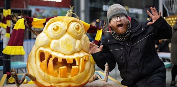 Pumpkin Carving.JPG