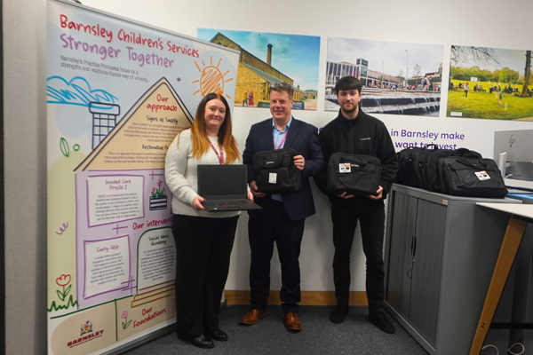 Barnsley Care Leavers Given A Digital Boost For Their Future (1)