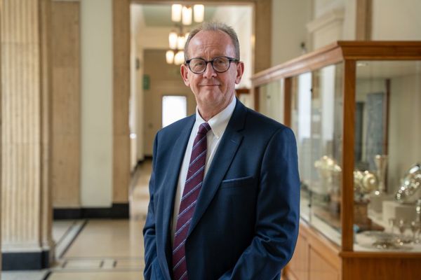 Image Of Cllr Sir Steve Houghton CBE