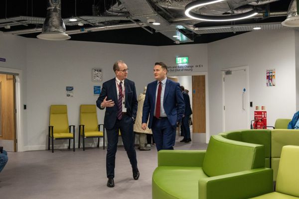 Wes Streeting Visit To The Alhambra 4 Web