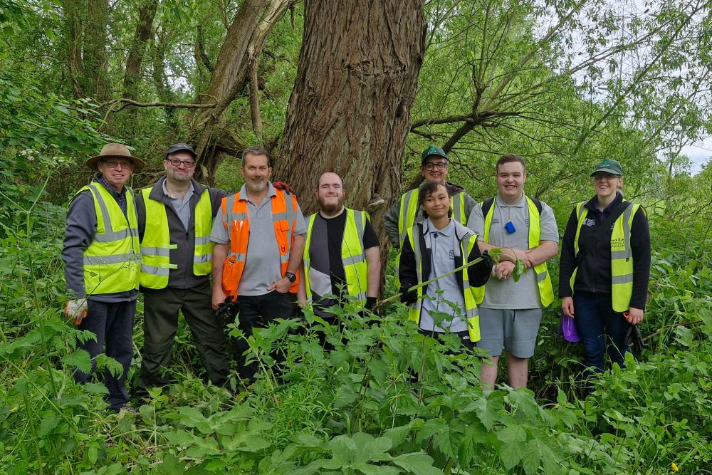 A group photo of Barnsley Museums volunteers doing outdoor maintenance and gardening work.jpg A group photo of Barnsley Museums volunteers doing outdoor maintenance and gardening work.jpg