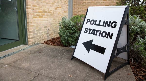 Polling stations sign